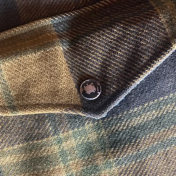 Pendleton Green and Brown Plaid Shirt Jacket - Picture 6 of 15